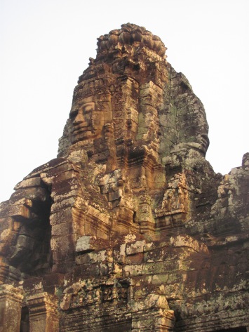 Image of the faces carved into the ruins of Ankor Thom